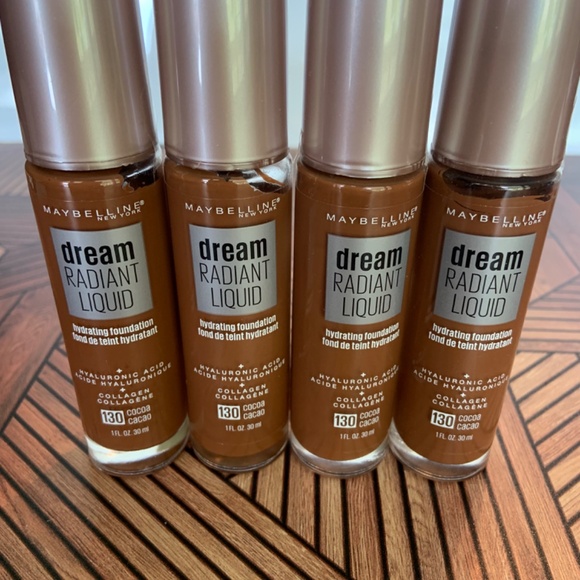Maybelline Dream Radiant Liquid hydrating foundation 130 - Picture 3 of 3